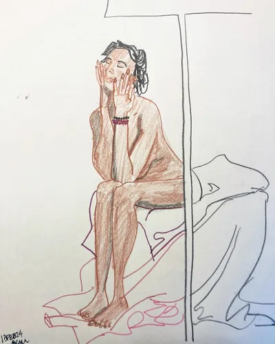 live model_seated with studio lamp