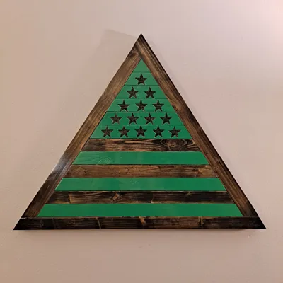 Triangle GREEN